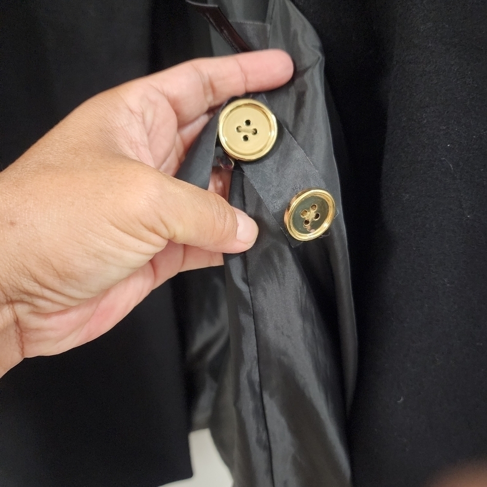Liz Claiborne Outwear Elegant Black Coat for Womens Size L. - Picture 16 of 16